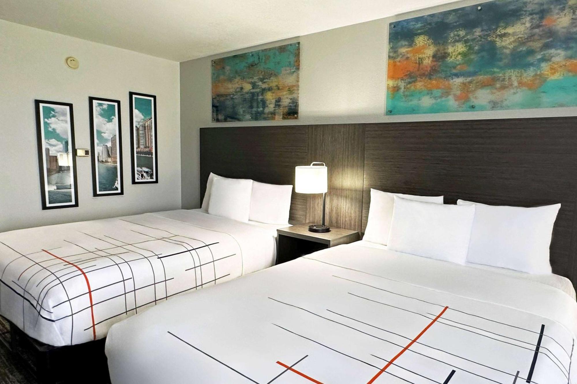 La Quinta Inn & Suites By Wyndham South Holland Bagian luar foto