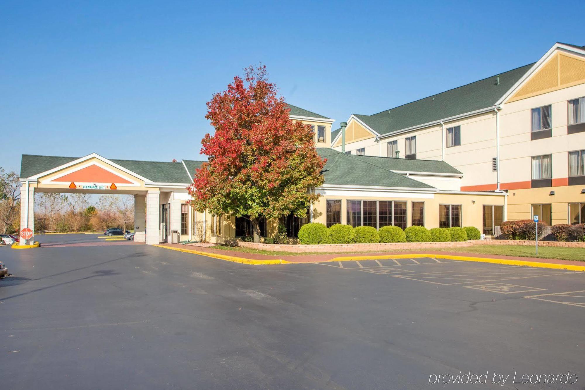 La Quinta Inn & Suites By Wyndham South Holland Bagian luar foto